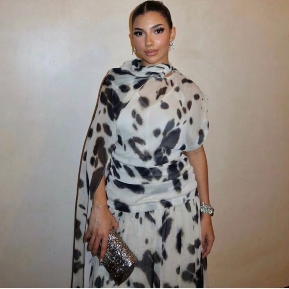 ZARA ANIMAL PRINT VOLUMINOUS DRESS ZW COLLECTION - Picture 3 of 12